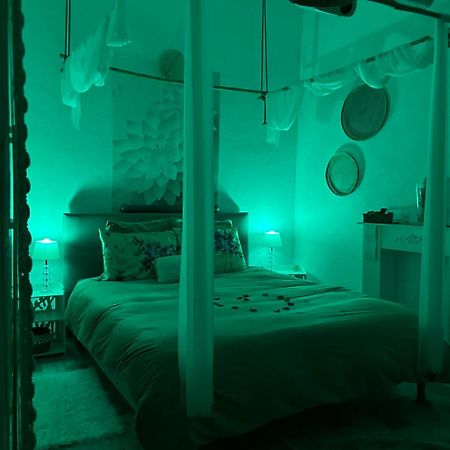 Love Appart Balneo Jacuzzi Romantique Insolite Le Barroux 外观 照片